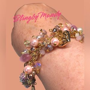 Gorgeous cha cha bracelet with genuine freshwater and sea shell pearls